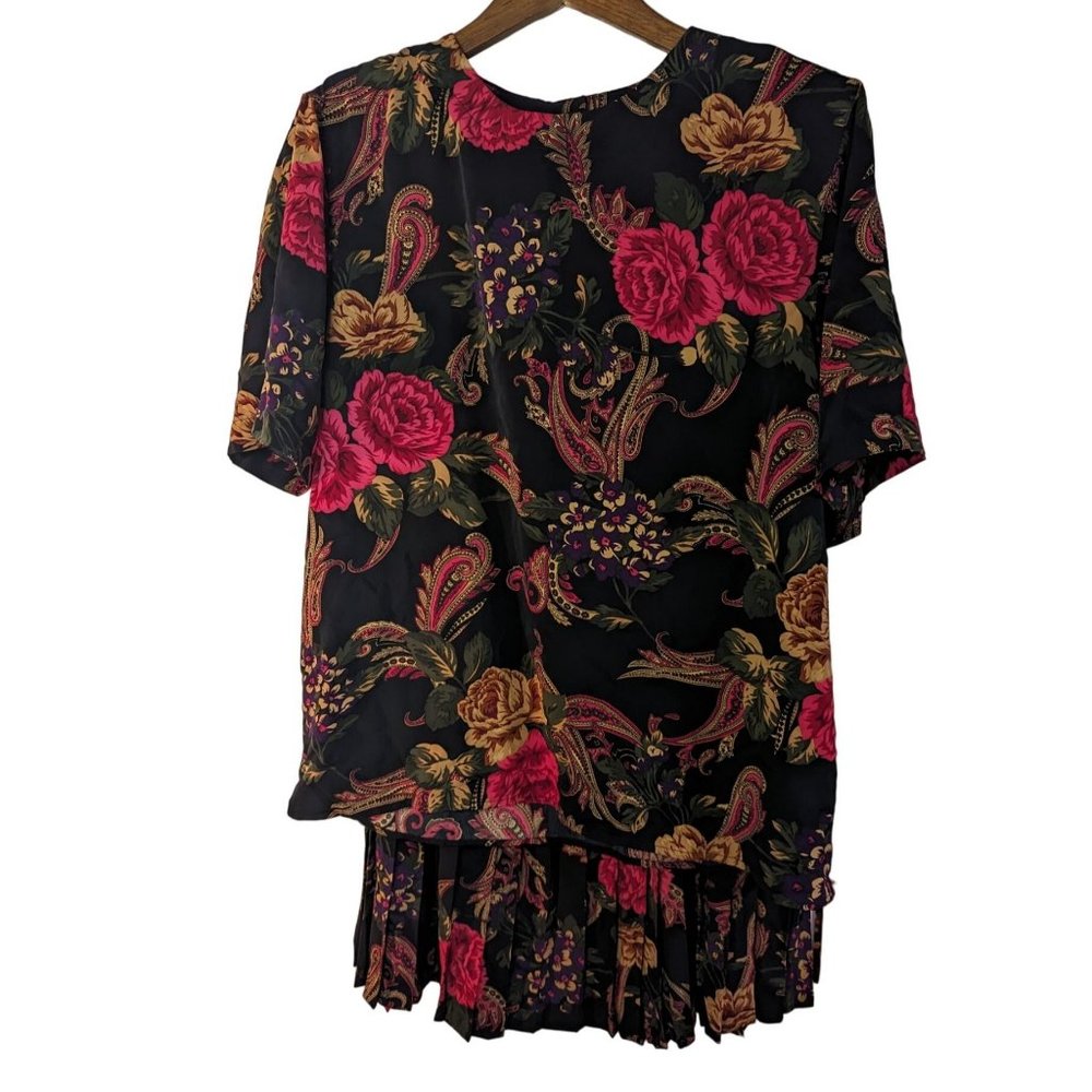 Vintage NWT Alfred Dunner Matching Set Blouse with Pleated Skirt Size 16